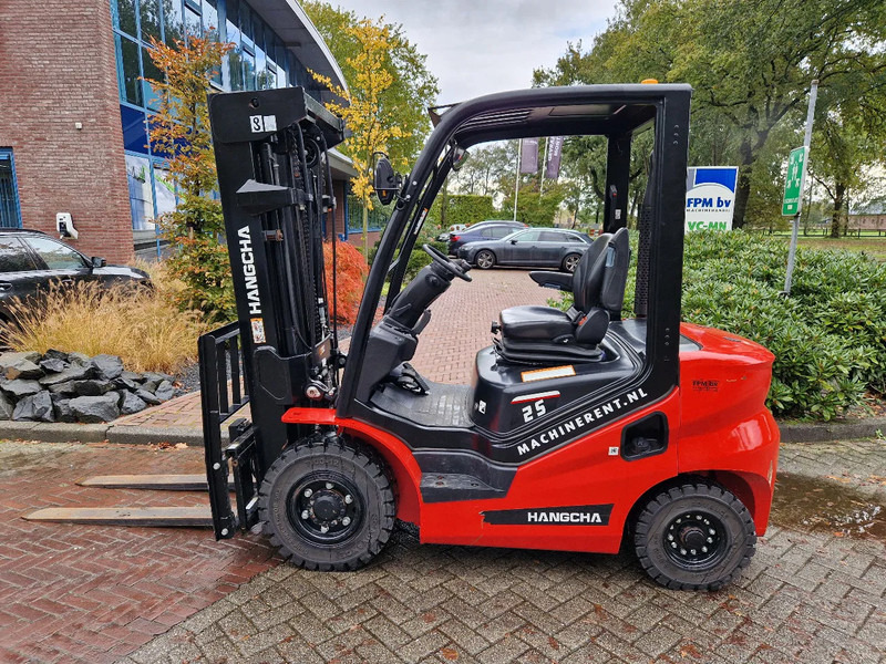 Hangcha CPCD25-XF2 - Diesel forklift: picture 4 Hangcha CPCD25-XF2 - Diesel forklift: picture 4
