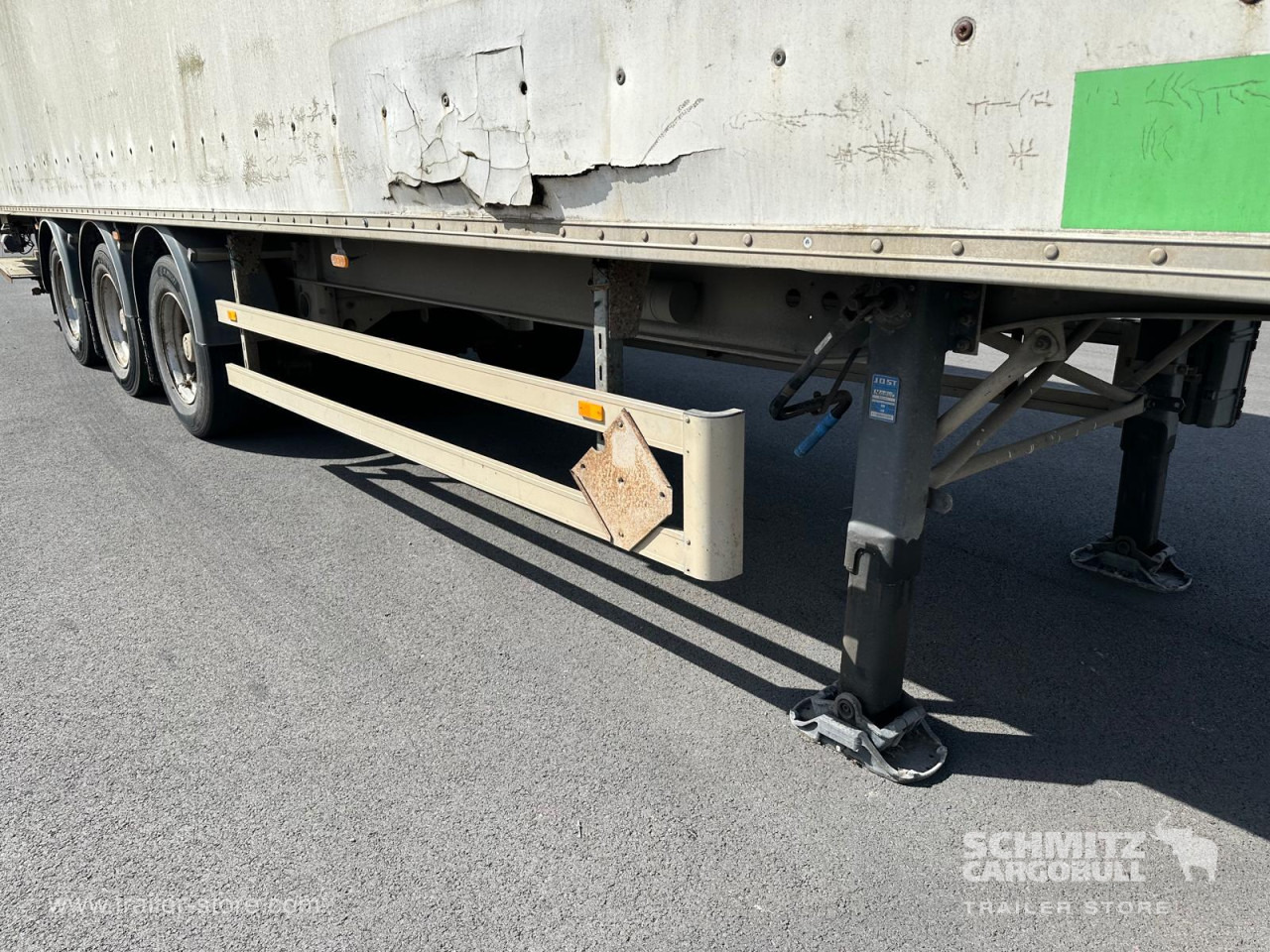 Dryfreight Standard Double deck Taillift - Closed box semi-trailer: picture 3 Dryfreight Standard Double deck Taillift - Closed box semi-trailer: picture 3