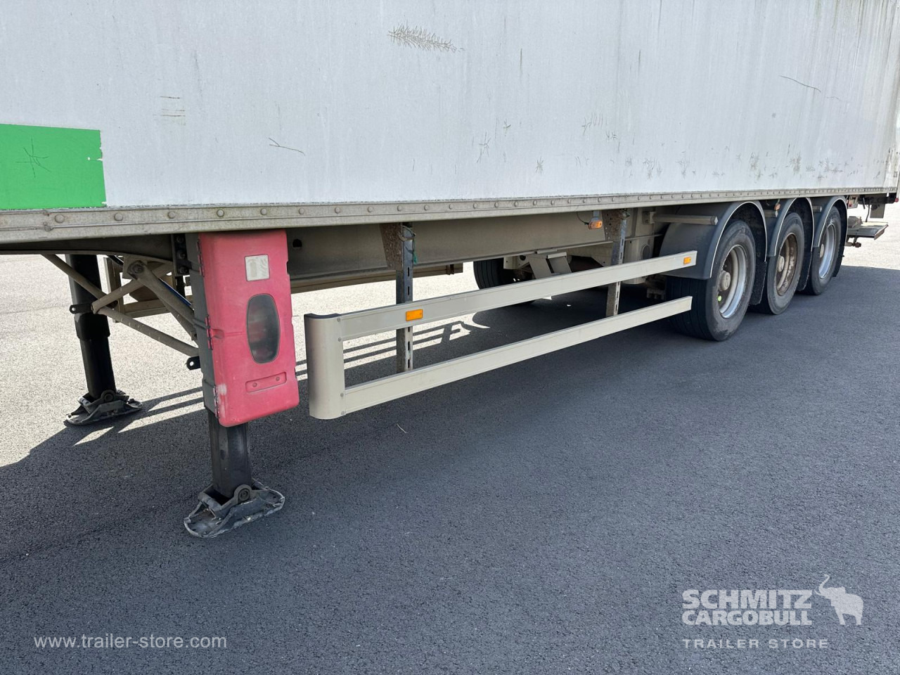 Dryfreight Standard Double deck Taillift - Closed box semi-trailer: picture 2 Dryfreight Standard Double deck Taillift - Closed box semi-trailer: picture 2