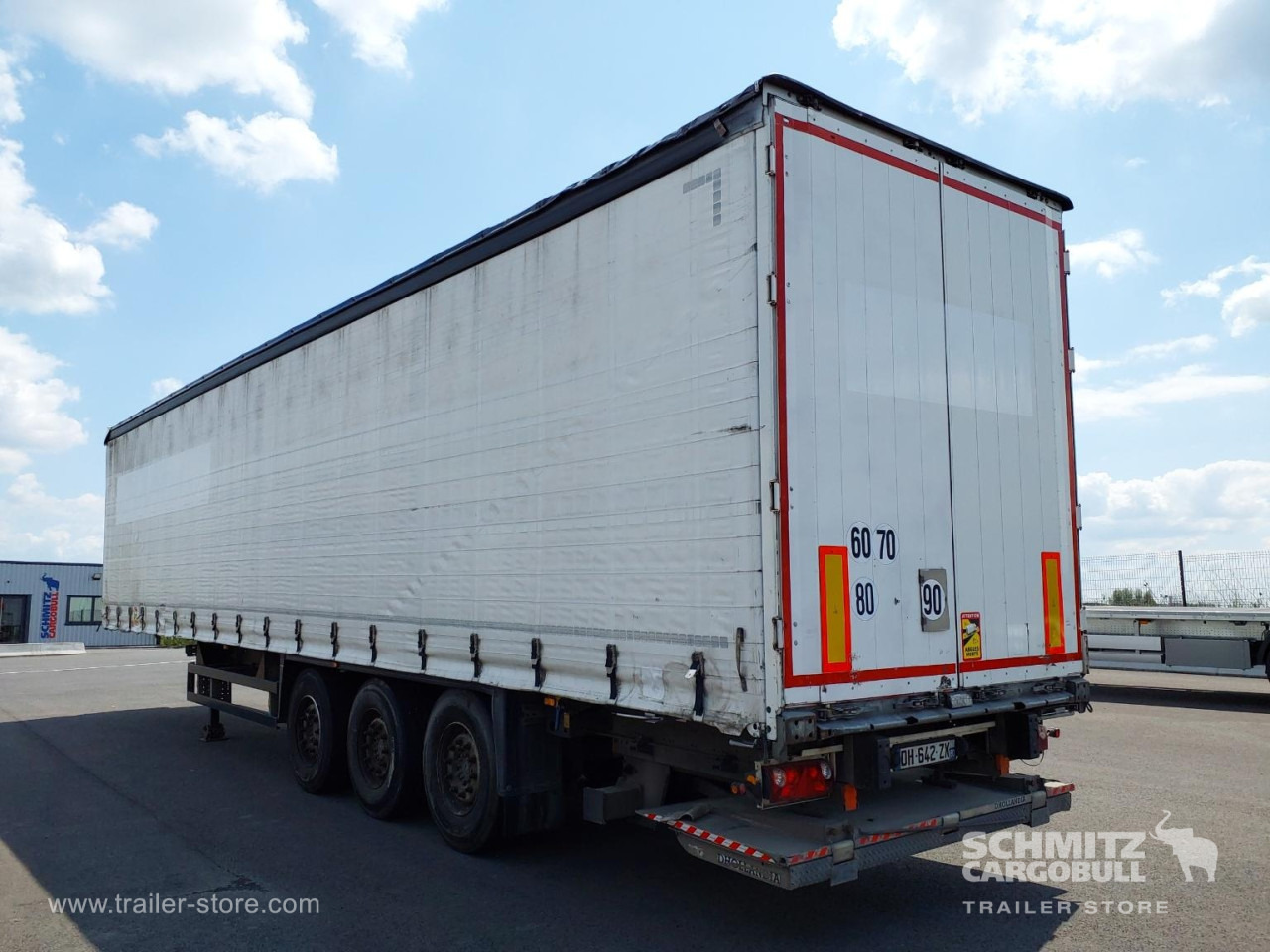 SCHMITZ Curtainsider Mega Taillift - Curtainsider semi-trailer: picture 5 SCHMITZ Curtainsider Mega Taillift - Curtainsider semi-trailer: picture 5