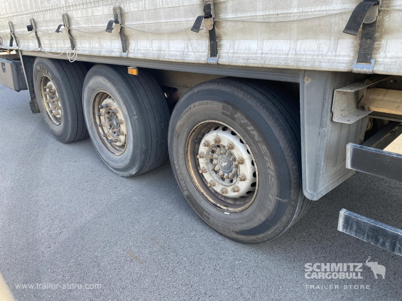 SCHMITZ Curtainsider Standard - Curtainsider semi-trailer: picture 5 SCHMITZ Curtainsider Standard - Curtainsider semi-trailer: picture 5