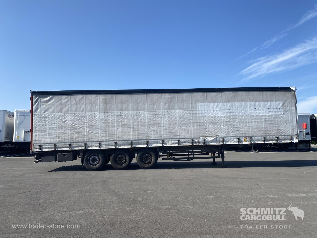 SCHMITZ Curtainsider Standard - Curtainsider semi-trailer: picture 4 SCHMITZ Curtainsider Standard - Curtainsider semi-trailer: picture 4
