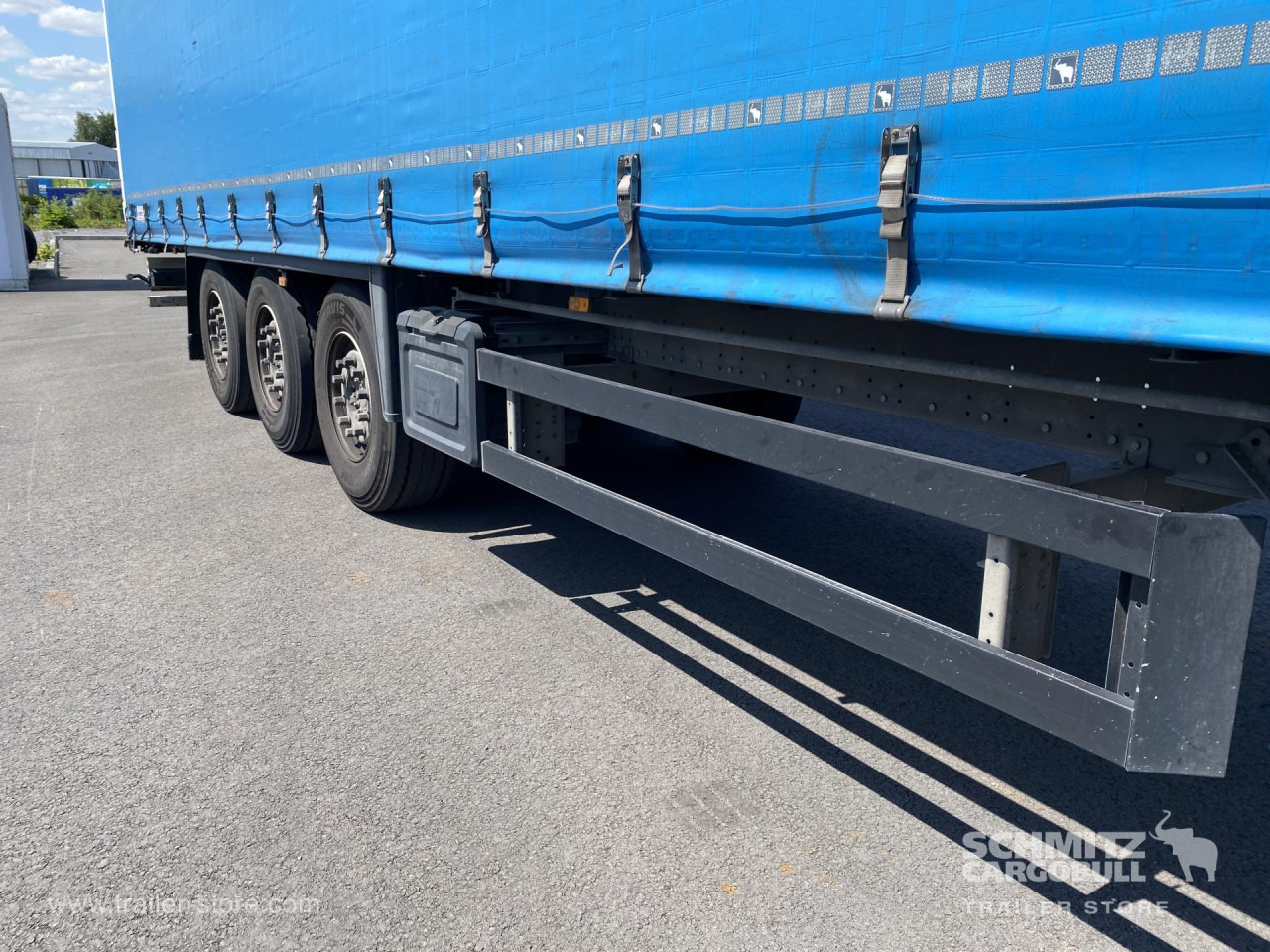 SCHMITZ Curtainsider Standard - Curtainsider semi-trailer: picture 5 SCHMITZ Curtainsider Standard - Curtainsider semi-trailer: picture 5