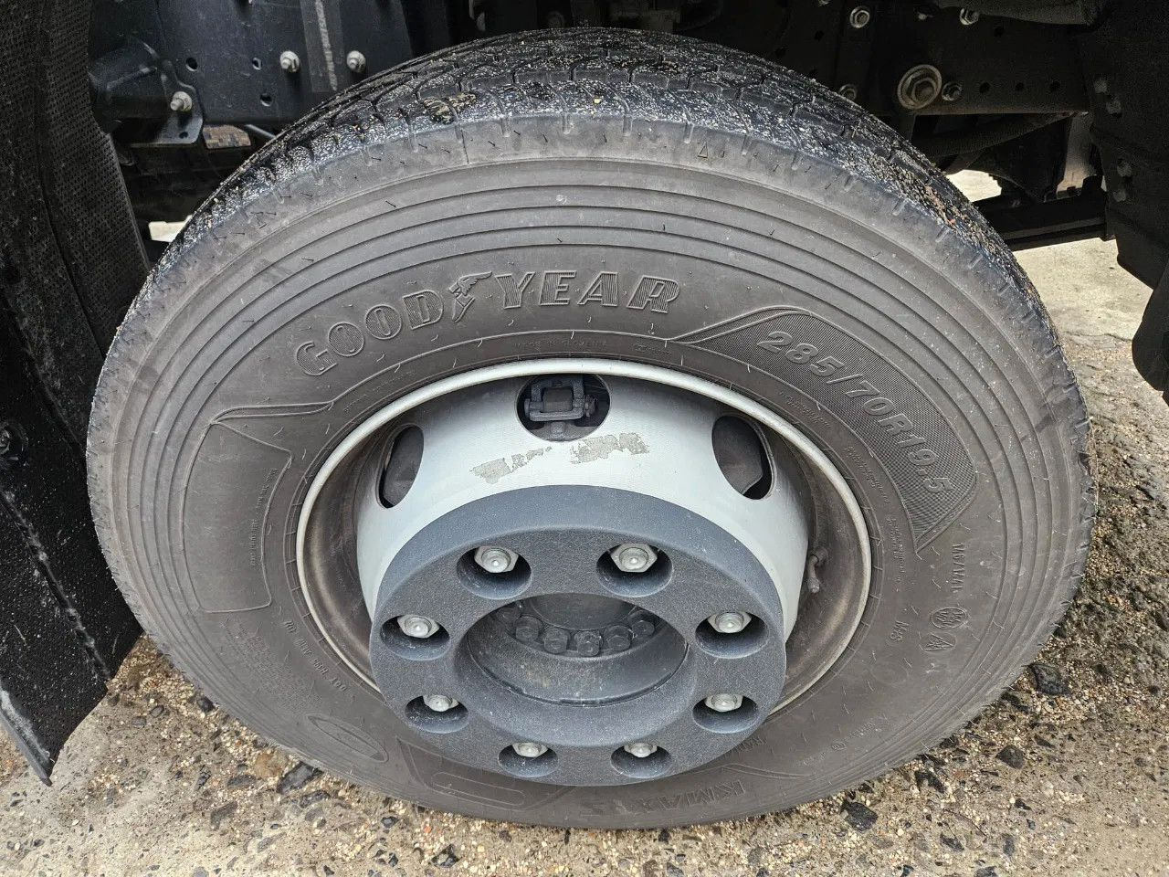 Box truck Iveco EuroCargo 120 - 210 BOX 12t Only 7554 km: picture 16 Box truck Iveco EuroCargo 120 - 210 BOX 12t Only 7554 km: picture 16