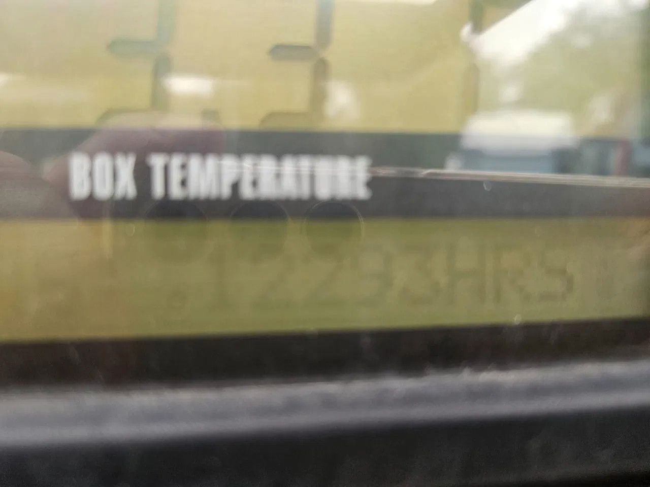 Refrigerator semi-trailer Schmitz Cargobull SCB S3B CARRIER: picture 10 Refrigerator semi-trailer Schmitz Cargobull SCB S3B CARRIER: picture 10