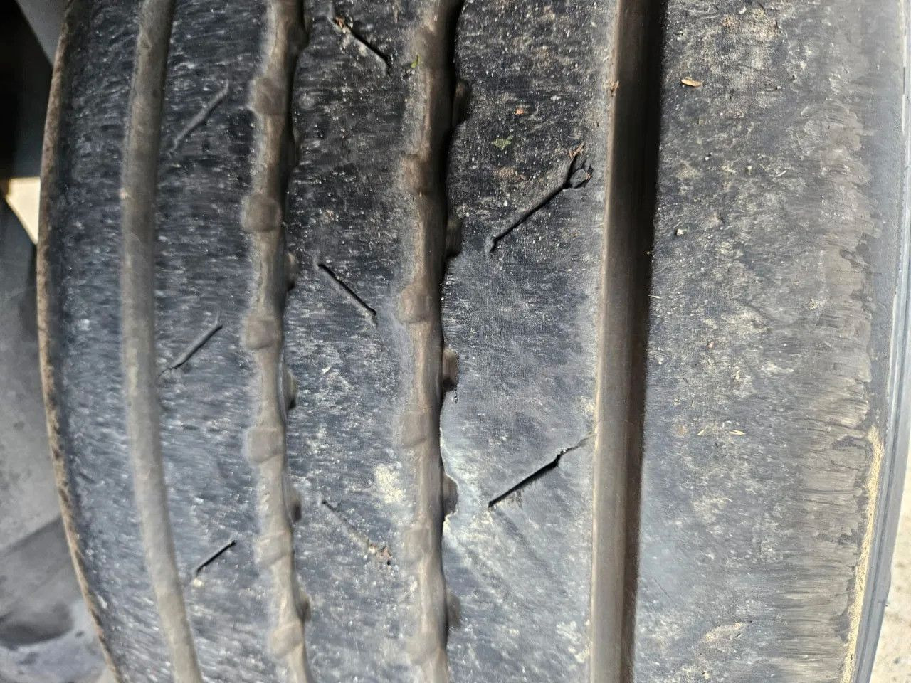 Refrigerator semi-trailer Schmitz Cargobull SCB S3B CARRIER: picture 15 Refrigerator semi-trailer Schmitz Cargobull SCB S3B CARRIER: picture 15