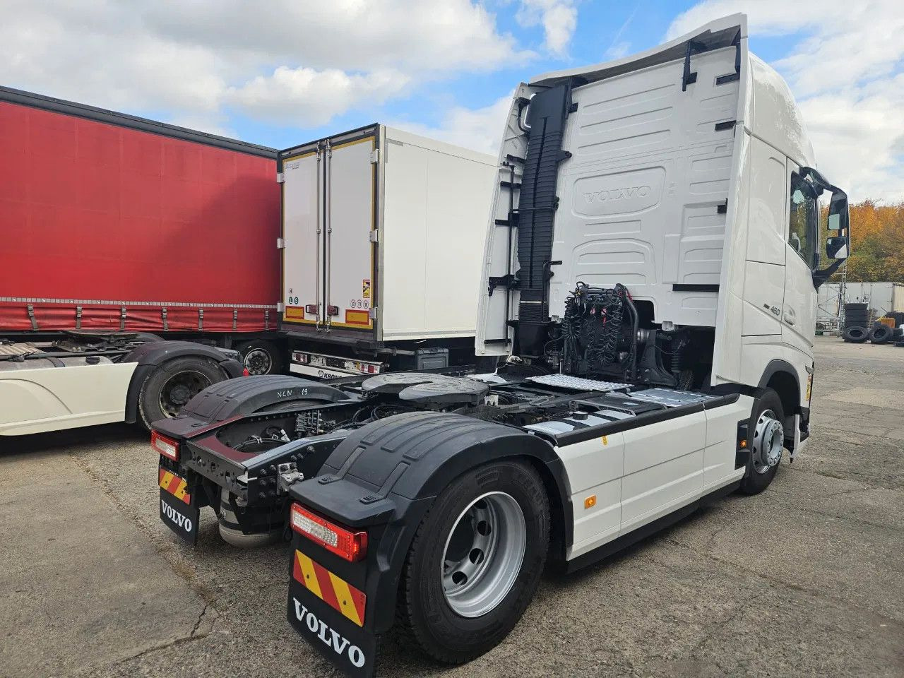 Volvo FH 460 XL, I-Park, ACC, DAS, Gen2V2 - Tractor unit: picture 3 Volvo FH 460 XL, I-Park, ACC, DAS, Gen2V2 - Tractor unit: picture 3