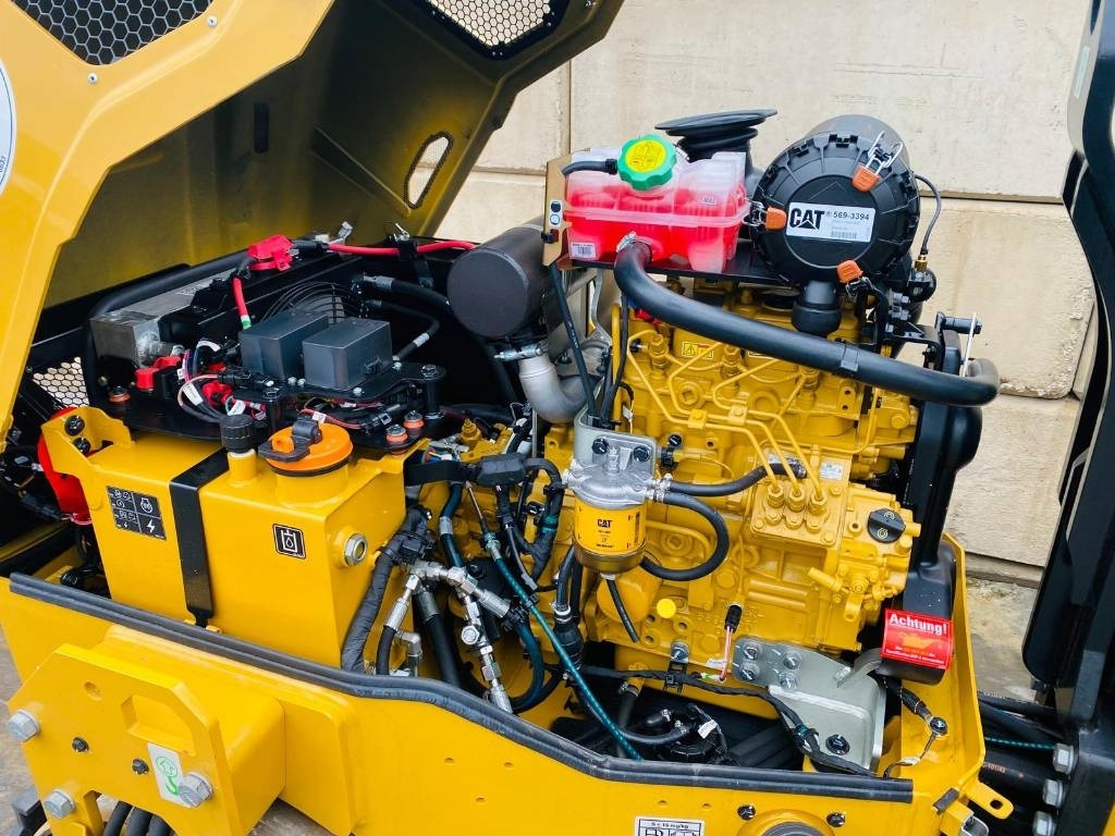 Leasing of CAT CB 2.7  CAT CB 2.7: picture 12