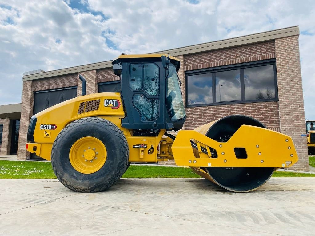 CAT CS 10 GC - Compactor: picture 2 CAT CS 10 GC - Compactor: picture 2
