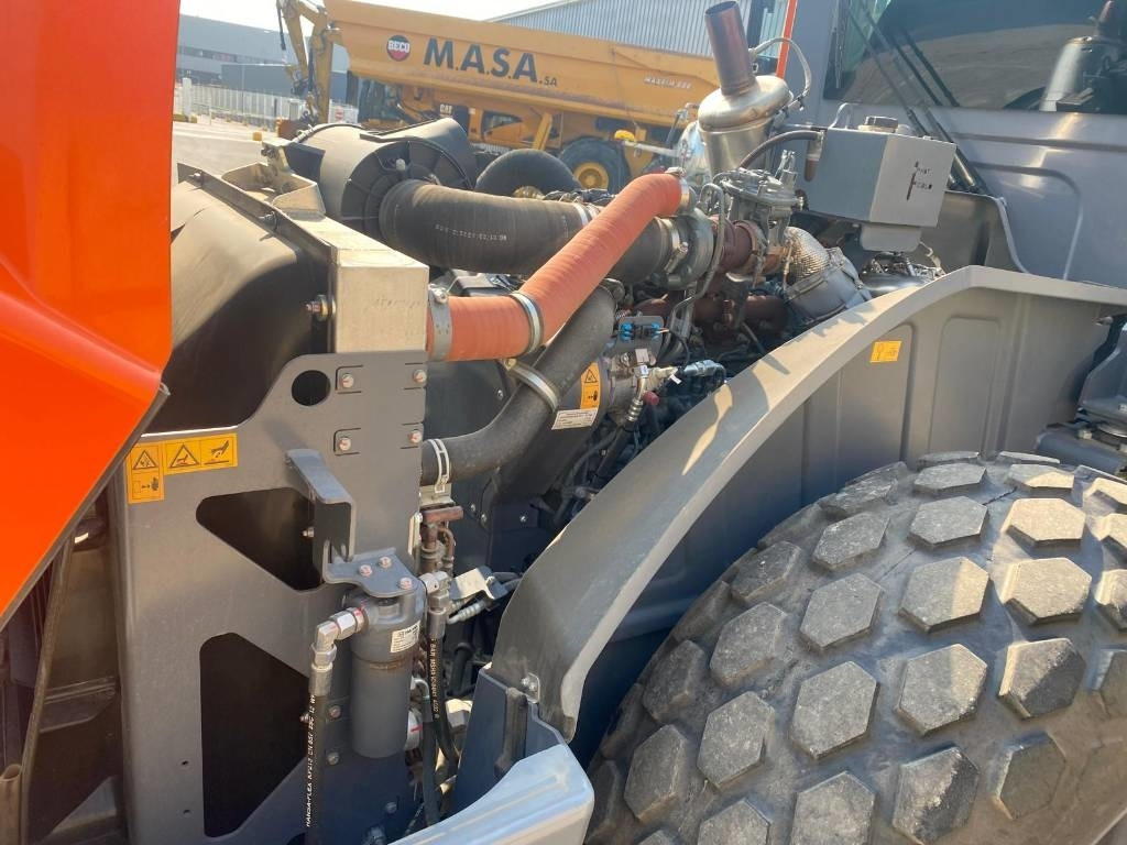 Compactor Hamm hc110 i: picture 11