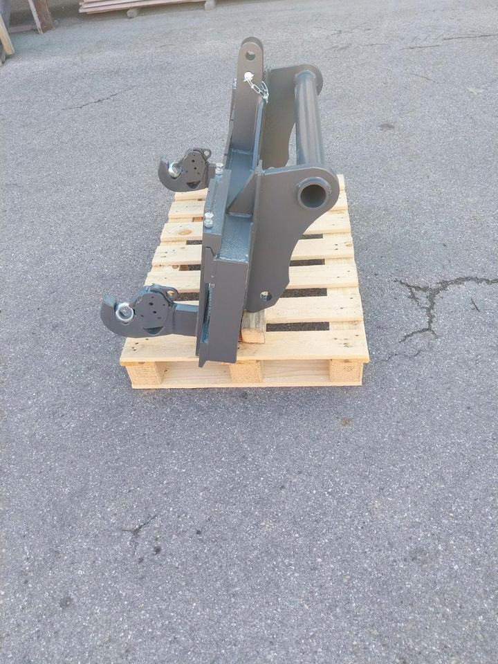 Adapter Manitou Teleskoplader auf 3 Punkt Kat II Palettengabel - Quick coupler: picture 2 Adapter Manitou Teleskoplader auf 3 Punkt Kat II Palettengabel - Quick coupler: picture 2