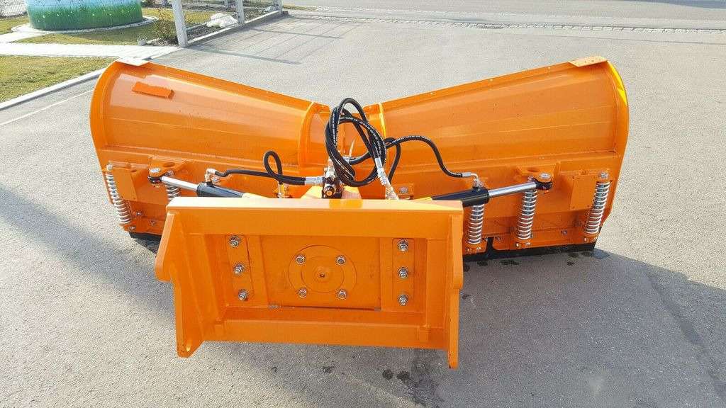 CAT neues Schneeschild Vario 2,6 m, 2,2m, 2,9m, 3,3m - Snow plough for Utility/ Special vehicle: picture 1 CAT neues Schneeschild Vario 2,6 m, 2,2m, 2,9m, 3,3m - Snow plough for Utility/ Special vehicle: picture 1