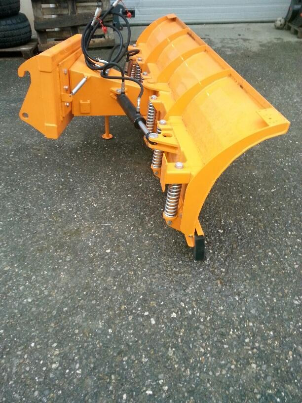 Schneeschild 2,6m Kramer Schlepper Radlader Hoflader Frontlader - Snow plough: picture 4 Schneeschild 2,6m Kramer Schlepper Radlader Hoflader Frontlader - Snow plough: picture 4