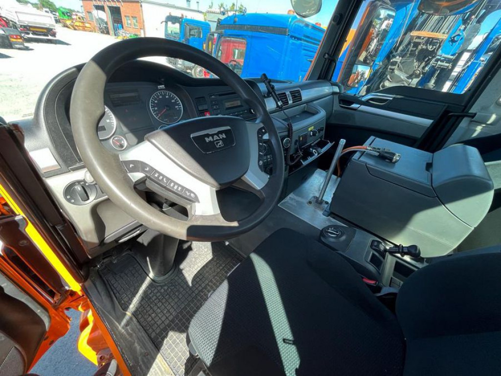 MAN MAN TG-S 3-Achs Allradkipper 33.440 AK 6x6 - Tipper: picture 5 MAN MAN TG-S 3-Achs Allradkipper 33.440 AK 6x6 - Tipper: picture 5