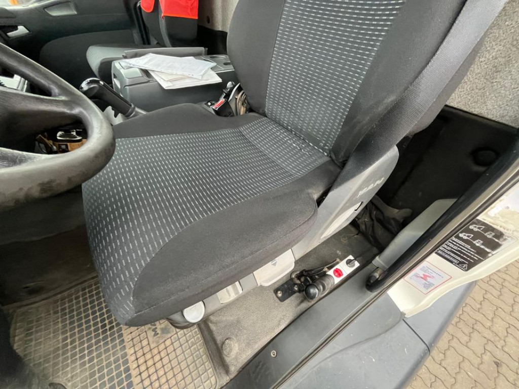 MAN TG-M 18.290 4x4 BB 2-Achs Allradkipper Kran Atlas 105+Funk - Tipper, Crane truck: picture 3 MAN TG-M 18.290 4x4 BB 2-Achs Allradkipper Kran Atlas 105+Funk - Tipper, Crane truck: picture 3