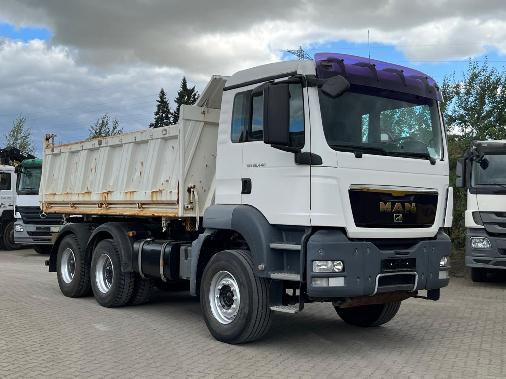 MAN TG-S 26.440 6x4 BB 3-Achs Kipper Schalter - Tipper: picture 4 MAN TG-S 26.440 6x4 BB 3-Achs Kipper Schalter - Tipper: picture 4