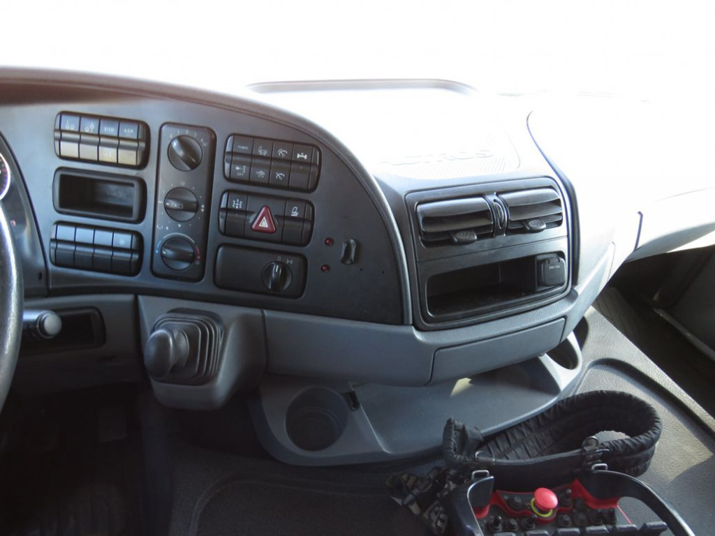 Dropside/ Flatbed truck, Crane truck MERCEDES-BENZ Actros 2541 L6x2 Pritsche Heckkran Funk: picture 14 Dropside/ Flatbed truck, Crane truck MERCEDES-BENZ Actros 2541 L6x2 Pritsche Heckkran Funk: picture 14