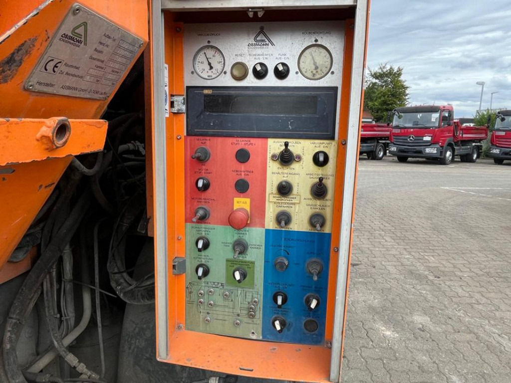 MERCEDES-BENZ Actros 2644 L 6x4 Saug + Spülwagen Kombi Saug+Spül super Zustand - Vacuum truck: picture 5 MERCEDES-BENZ Actros 2644 L 6x4 Saug + Spülwagen Kombi Saug+Spül super Zustand - Vacuum truck: picture 5