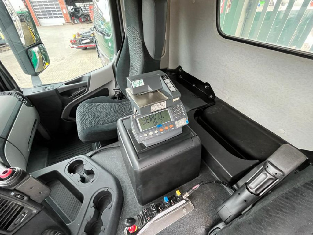 MERCEDES-BENZ Antos 2540 L 6x2 Absetzkipper Vorlauf Lenk - Skip loader truck: picture 3 MERCEDES-BENZ Antos 2540 L 6x2 Absetzkipper Vorlauf Lenk - Skip loader truck: picture 3