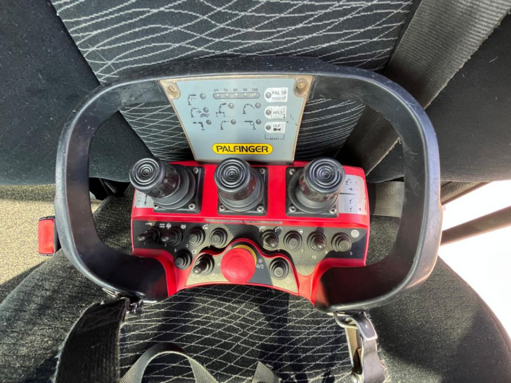 MERCEDES-BENZ Arocs 2545 6x4 HAD Pritsche Heckkran PK 41002 - Dropside/ Flatbed truck, Crane truck: picture 2 MERCEDES-BENZ Arocs 2545 6x4 HAD Pritsche Heckkran PK 41002 - Dropside/ Flatbed truck, Crane truck: picture 2