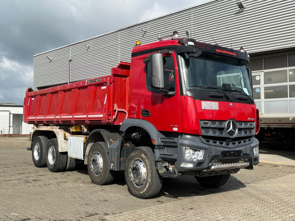 MERCEDES-BENZ Arocs 4143 8x4 4-Achs Kipper Meiller Bordmatik - Tipper: picture 4 MERCEDES-BENZ Arocs 4143 8x4 4-Achs Kipper Meiller Bordmatik - Tipper: picture 4