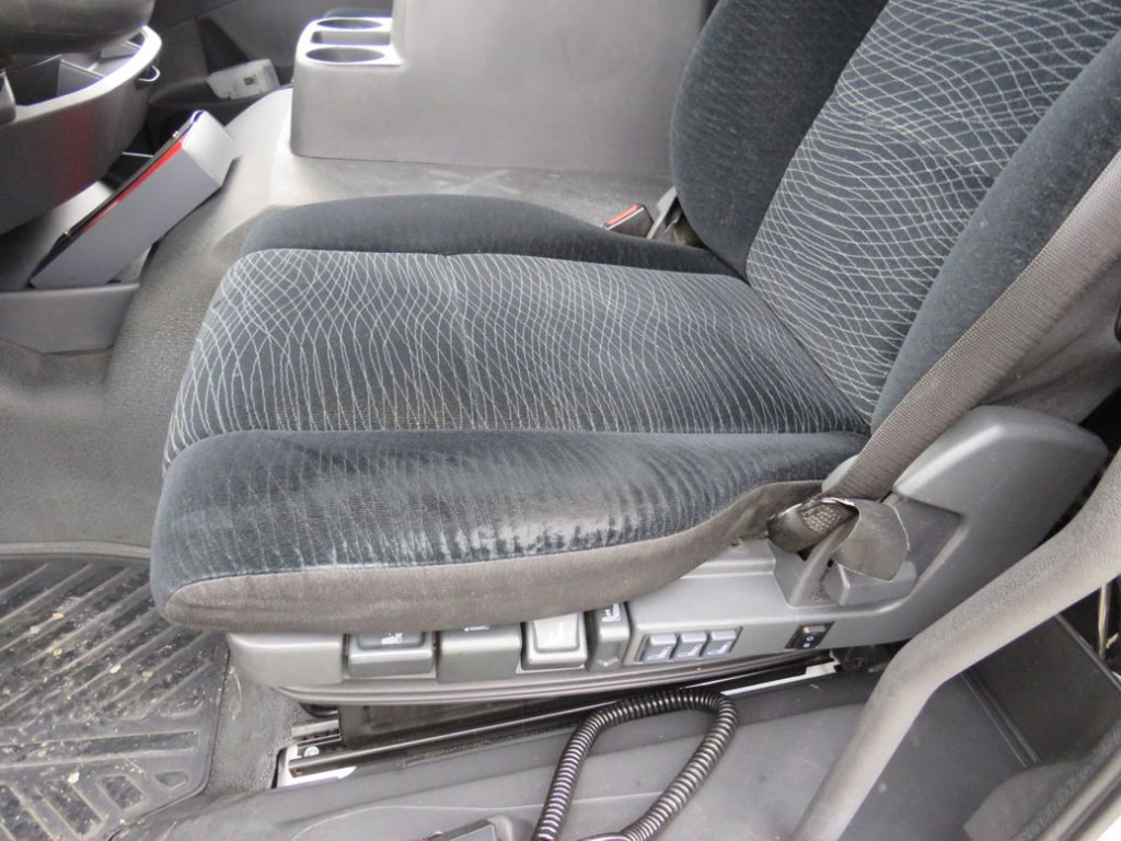 MERCEDES-BENZ Atego 1224 L Pritsche LBW LBW 1.5to - Curtainsider truck: picture 2 MERCEDES-BENZ Atego 1224 L Pritsche LBW LBW 1.5to - Curtainsider truck: picture 2