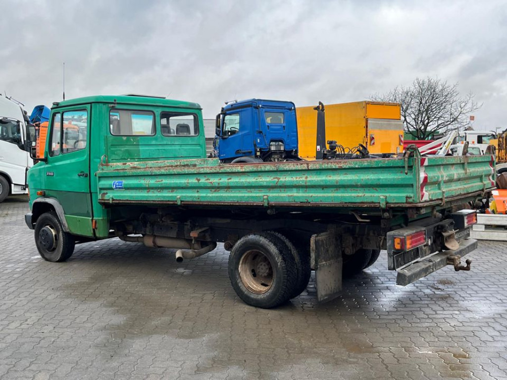 MERCEDES-BENZ Mercedes-Benz Vario 2-Achs Kipper 711 DK Meiller - Tipper: picture 3 MERCEDES-BENZ Mercedes-Benz Vario 2-Achs Kipper 711 DK Meiller - Tipper: picture 3