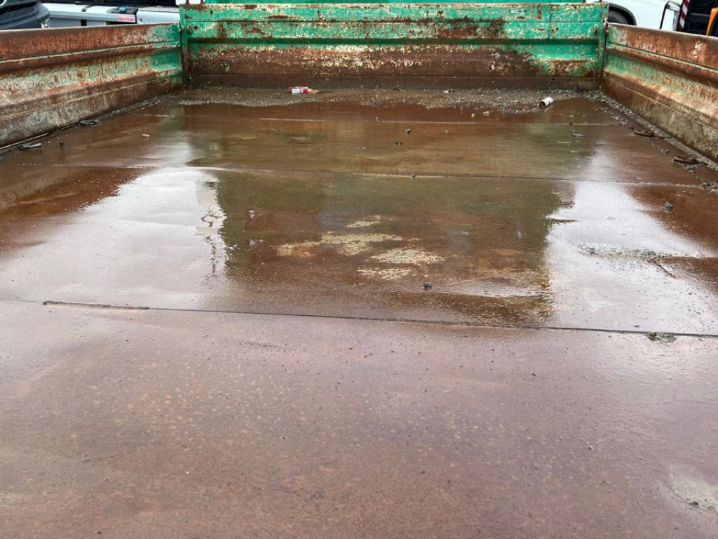 MERCEDES-BENZ Mercedes-Benz Vario 2-Achs Kipper 711 DK Meiller - Tipper: picture 4 MERCEDES-BENZ Mercedes-Benz Vario 2-Achs Kipper 711 DK Meiller - Tipper: picture 4