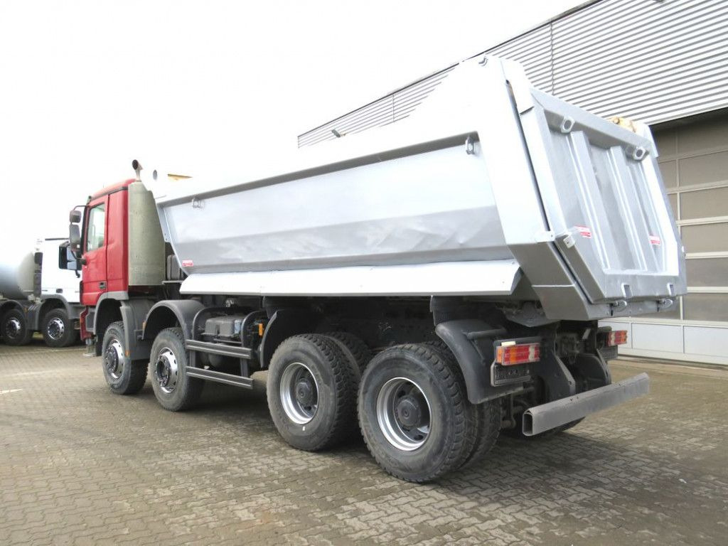 Mercedes-Benz Actros 4141 8x6 4 Achs Muldenkipper Kupplung, 1. - Tipper: picture 3 Mercedes-Benz Actros 4141 8x6 4 Achs Muldenkipper Kupplung, 1. - Tipper: picture 3