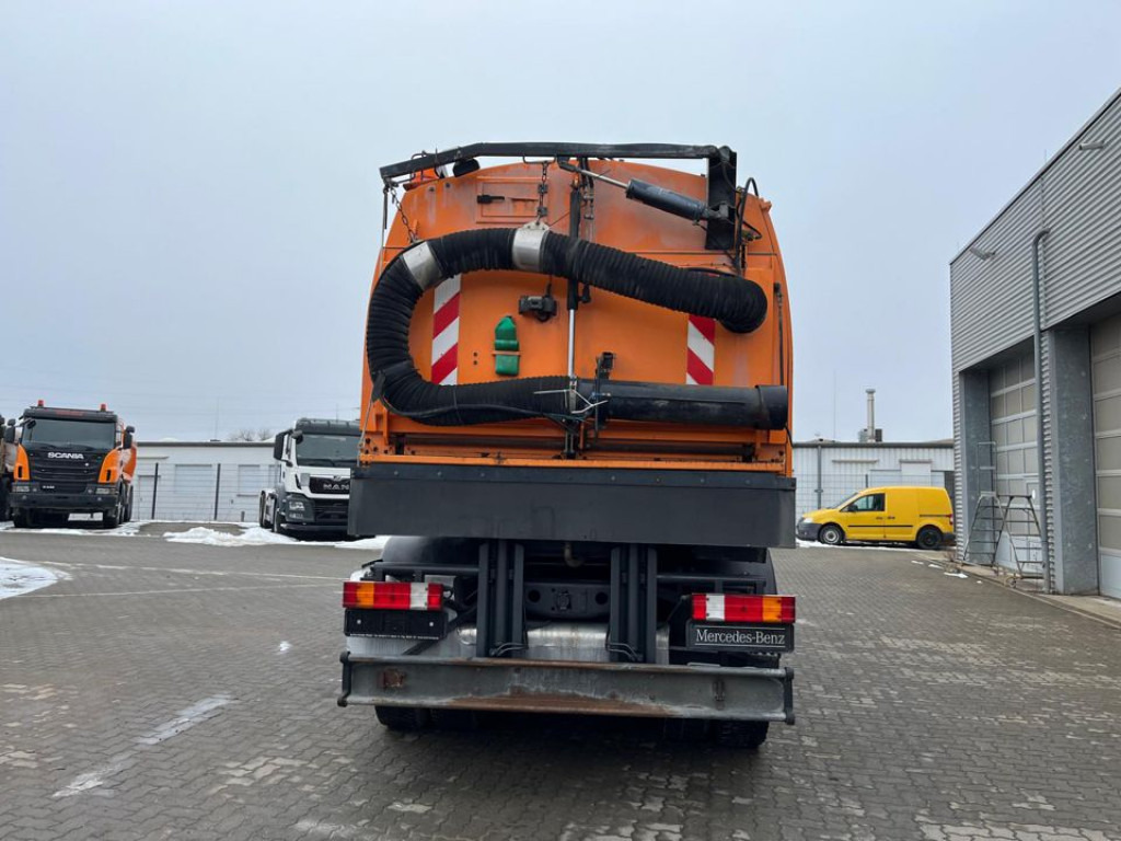 Mercedes-Benz Axor Wechselfahrgestell 1829 AK 4x4 AK+Streuer+Schild+Kehrmaschine - Road sweeper: picture 5 Mercedes-Benz Axor Wechselfahrgestell 1829 AK 4x4 AK+Streuer+Schild+Kehrmaschine - Road sweeper: picture 5