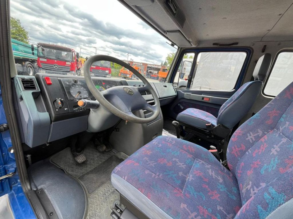 Mercedes-Benz Vario 614 D Pritsche Doppelkabine LKW Motor 4.3 - Open body delivery van, Combi van: picture 5 Mercedes-Benz Vario 614 D Pritsche Doppelkabine LKW Motor 4.3 - Open body delivery van, Combi van: picture 5