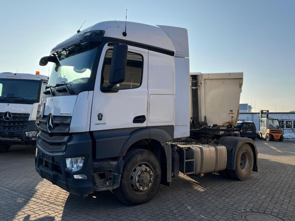 Mercedes-Benz Actros neu SZM 1845 LS 4x4 HAD Kipphydraulik - Tractor unit: picture 1 Mercedes-Benz Actros neu SZM 1845 LS 4x4 HAD Kipphydraulik - Tractor unit: picture 1