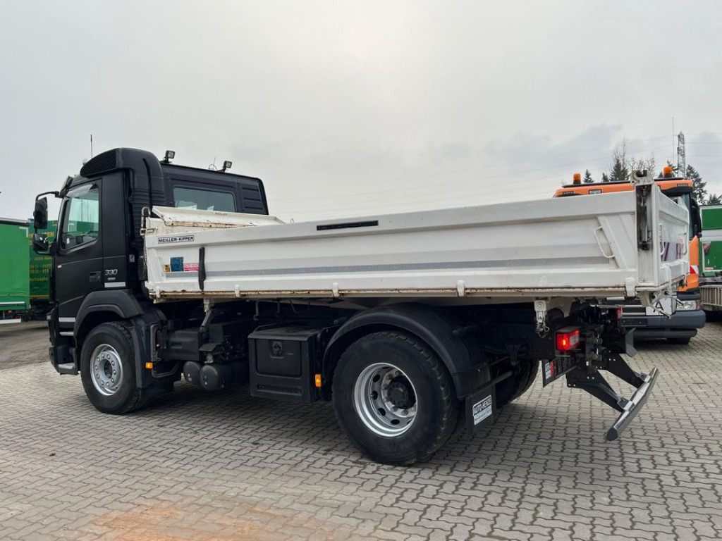 VOLVO (S) Truck FM 2-Achs Kipper 330 4x2 Meiller - Tipper: picture 3 VOLVO (S) Truck FM 2-Achs Kipper 330 4x2 Meiller - Tipper: picture 3