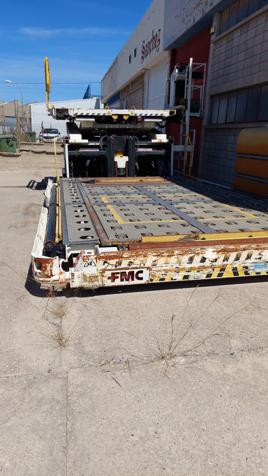 Aircraft cargo loader Lower deck loader FMC/JBT C15W: picture 6 Aircraft cargo loader Lower deck loader FMC/JBT C15W: picture 6