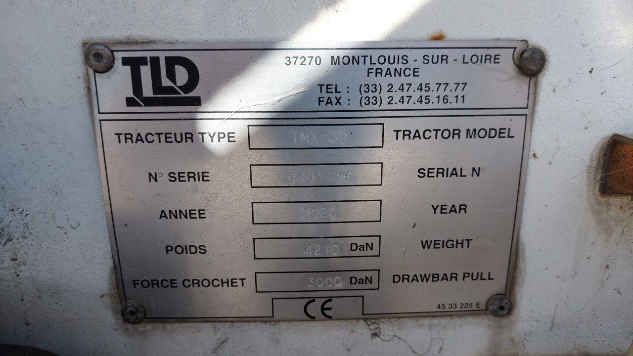 TLD TMX-30 tractor - Baggage tractor: picture 2 TLD TMX-30 tractor - Baggage tractor: picture 2