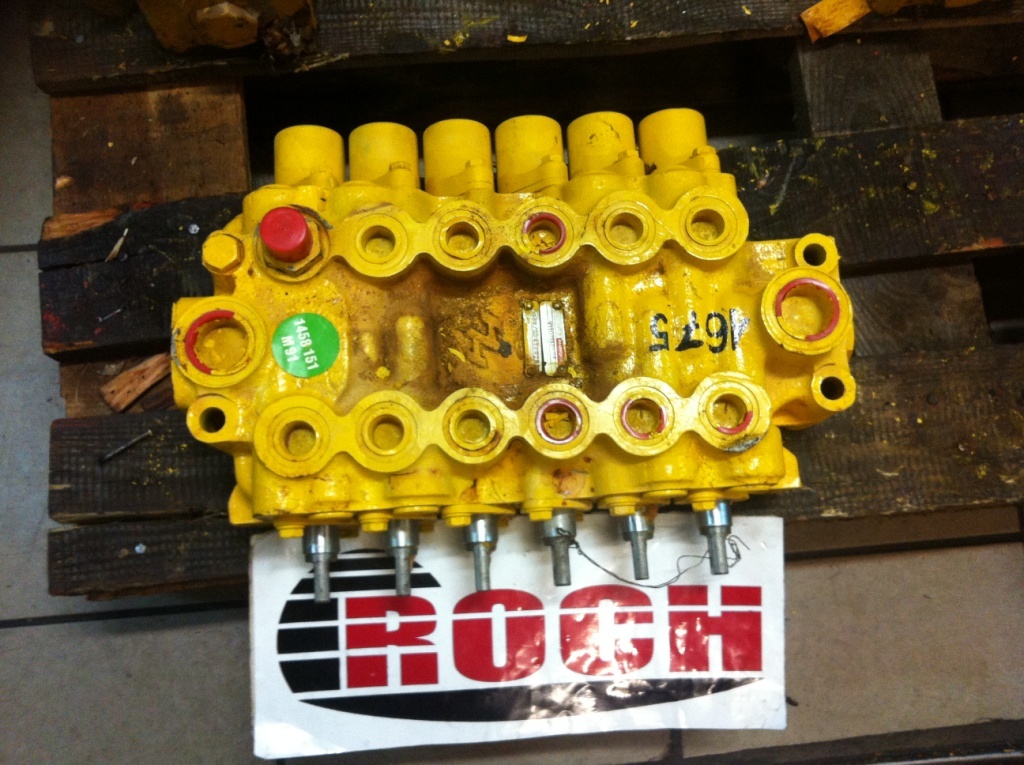 HYDRECO HAMWORTHY V11076D168X 1458 151 M91 539XB664CH - 6 SEKCYJNY - Hydraulic valve for Construction machinery: picture 1 HYDRECO HAMWORTHY V11076D168X 1458 151 M91 539XB664CH - 6 SEKCYJNY - Hydraulic valve for Construction machinery: picture 1