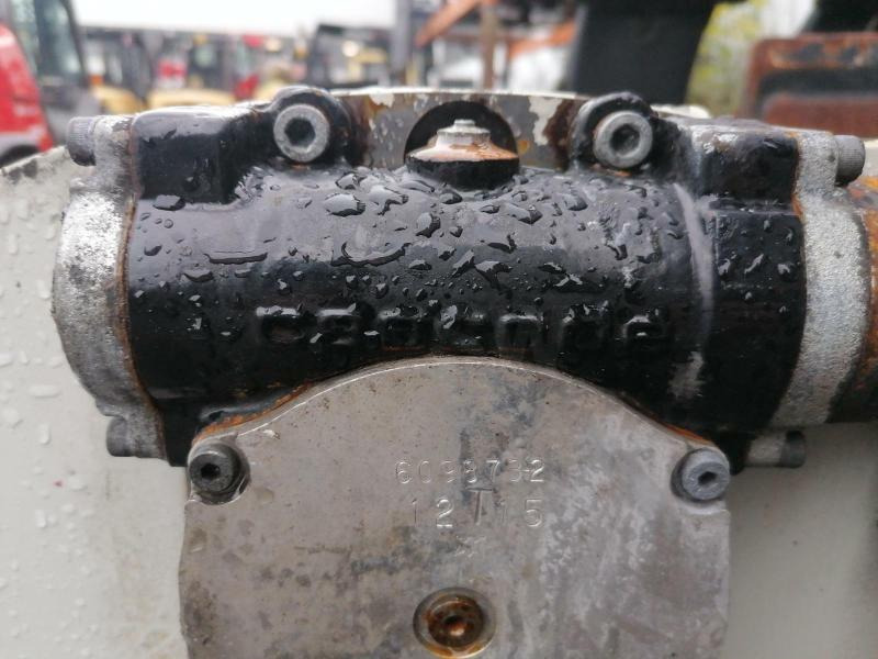 Cascade 28G-CFR - Forks for Material handling equipment: picture 3 Cascade 28G-CFR - Forks for Material handling equipment: picture 3