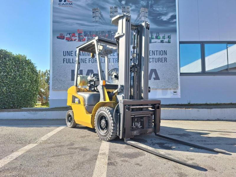 Caterpillar GP25NT - LPG forklift: picture 2 Caterpillar GP25NT - LPG forklift: picture 2
