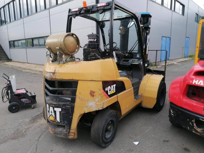 Caterpillar GP40N - LPG forklift: picture 2 Caterpillar GP40N - LPG forklift: picture 2
