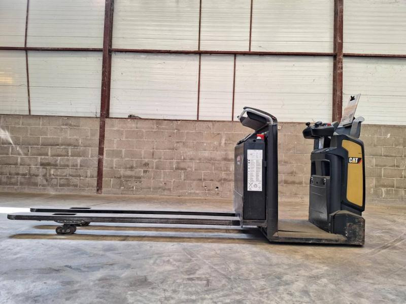 Order picker Caterpillar NO20NE: picture 8