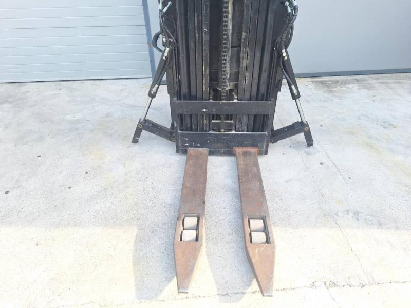 Stacker Caterpillar NSR16N: picture 14 Stacker Caterpillar NSR16N: picture 14