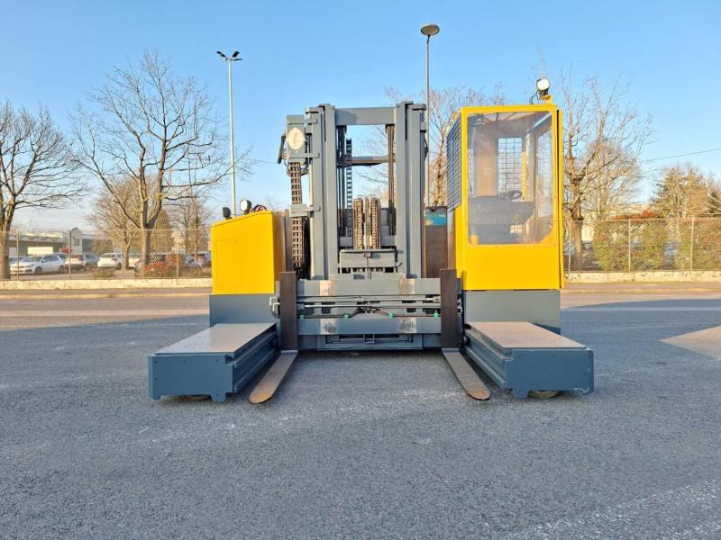 Combilift ESL3545 - 4-way reach truck: picture 3 Combilift ESL3545 - 4-way reach truck: picture 3