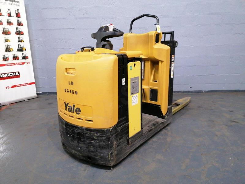 Yale MO10L - Order picker: picture 2 Yale MO10L - Order picker: picture 2