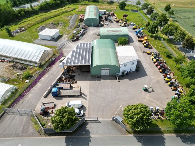 Unimog 406, EZ 73, Kipper, Seilwinde, Zapfwelle vorne - Tipper: picture 4 Unimog 406, EZ 73, Kipper, Seilwinde, Zapfwelle vorne - Tipper: picture 4