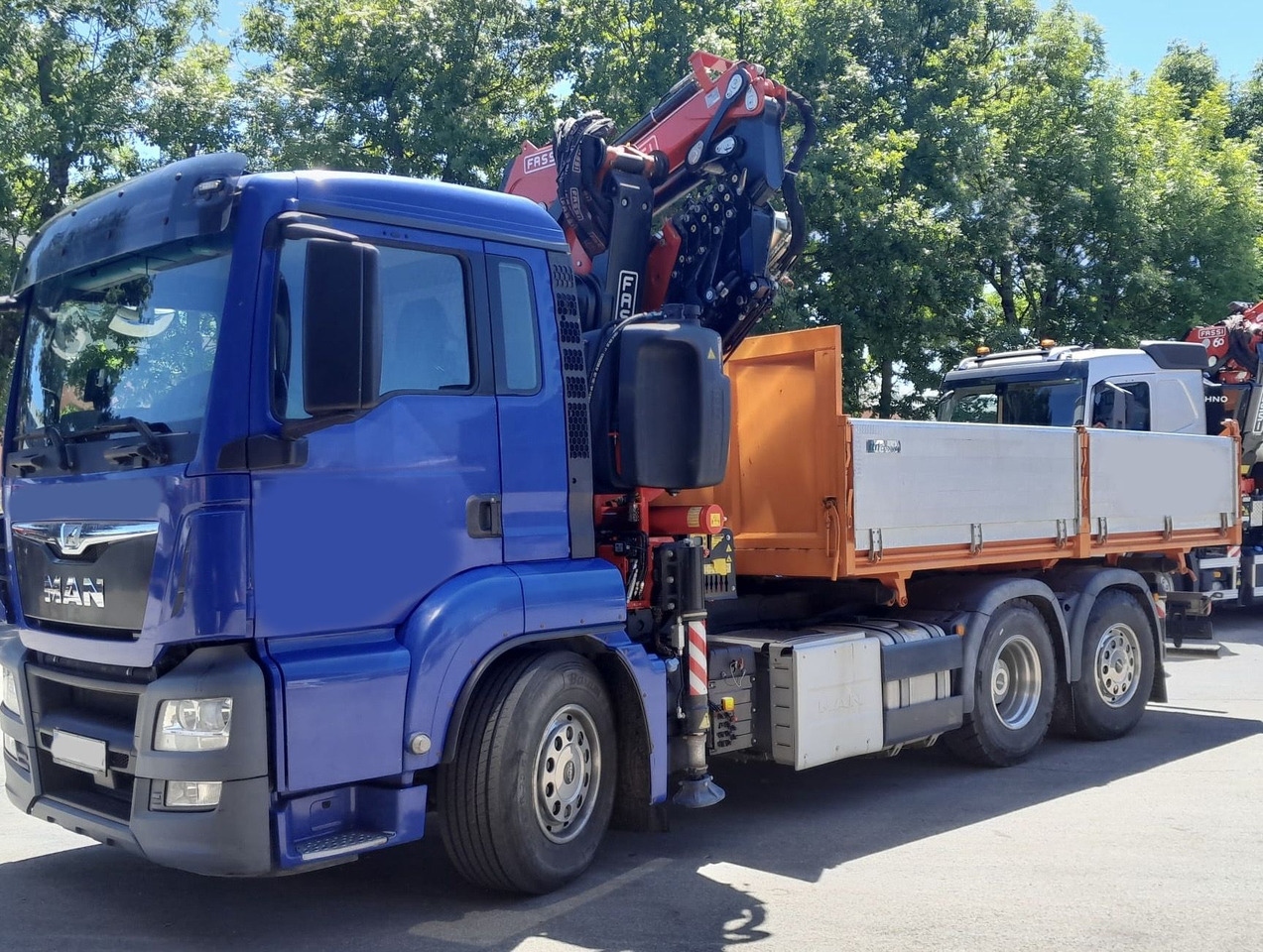 MERCEDES-BENZ Hiab Palfinger Fassi F275-5 JIB-3 - Dropside/ Flatbed truck: picture 4 MERCEDES-BENZ Hiab Palfinger Fassi F275-5 JIB-3 - Dropside/ Flatbed truck: picture 4