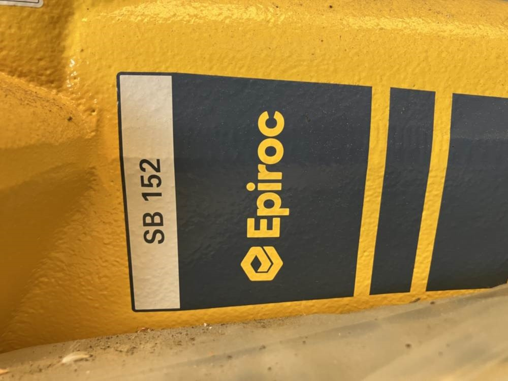 Epiroc Hammer SB152 - Construction equipment: picture 4 Epiroc Hammer SB152 - Construction equipment: picture 4
