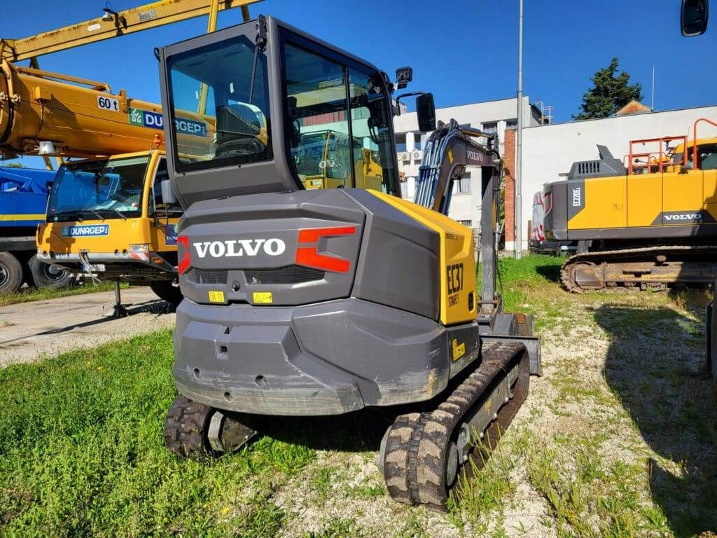 Volvo EC37F - Mini excavator: picture 2 Volvo EC37F - Mini excavator: picture 2