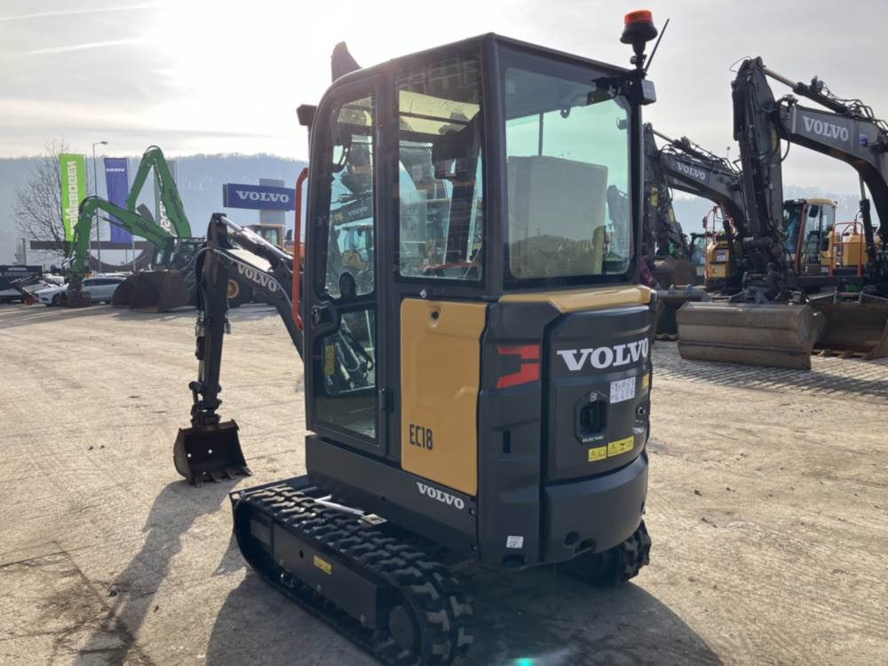 Volvo JEC18E Electric - Mini excavator: picture 3 Volvo JEC18E Electric - Mini excavator: picture 3