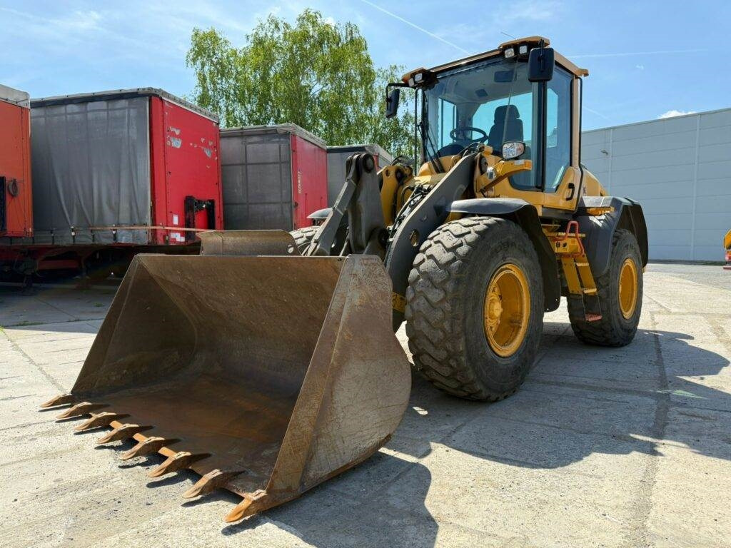 Volvo L60H - Wheel loader: picture 3 Volvo L60H - Wheel loader: picture 3