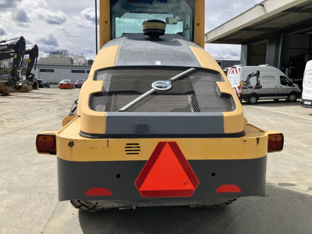 Volvo SD135B - Compactor: picture 5 Volvo SD135B - Compactor: picture 5